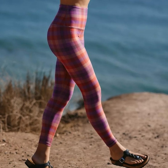 Beyond Yoga Caught in the Midi High Waisted Leggings in Chai Winter Check, S - Picture 1 of 11